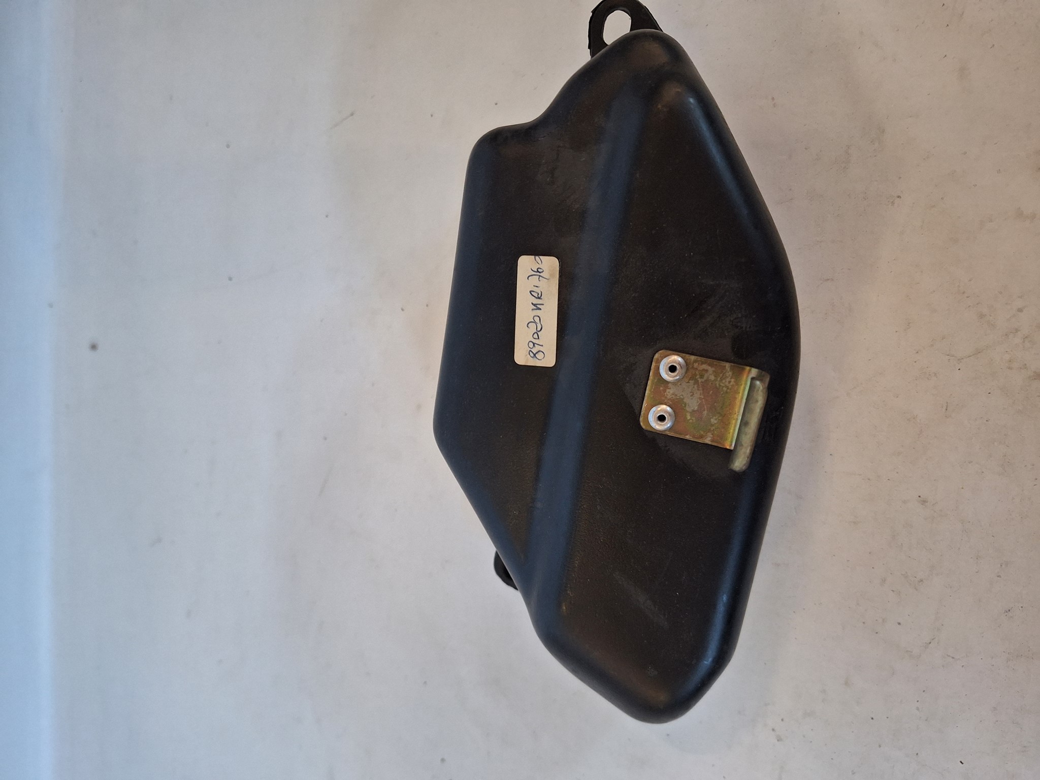 Picture of BOX,GLOVE  89020-KR1-760  NS 125 R2J